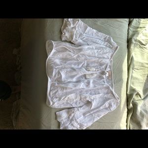 Super cute top, worn once (excuse wrinkles)